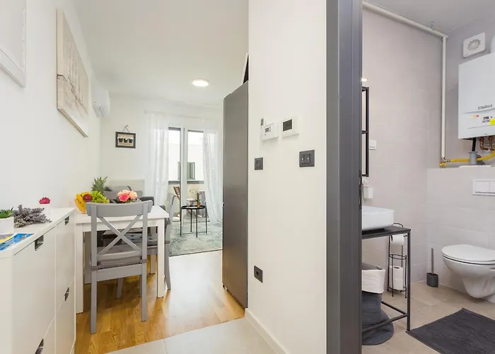 Lubrinija Apartment *