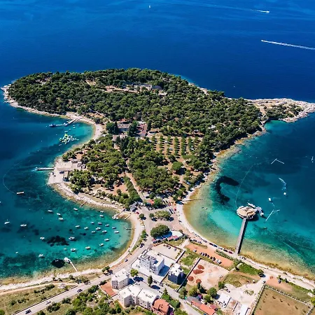 Lubrinija Apartment *